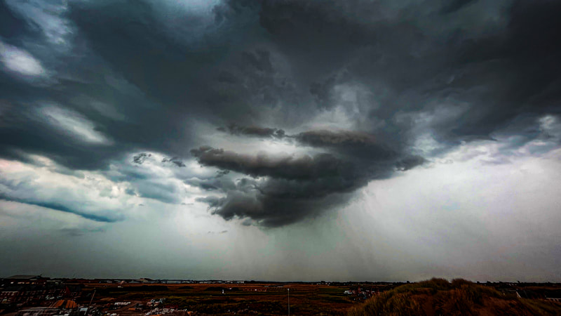Storm Chasers, UK Storm Chaser, Thunder, Lightning, Thunder Storm, tornado, nodrog, funnel clouds, gales